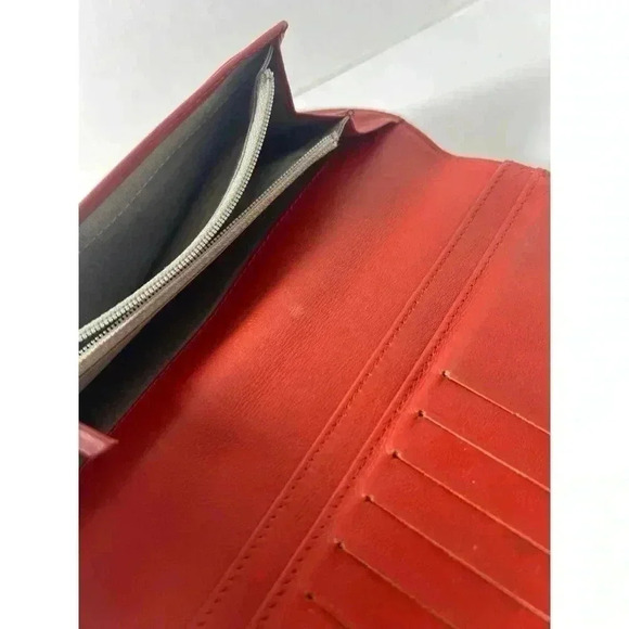 Chanel Wallet - Picture 5 of 5